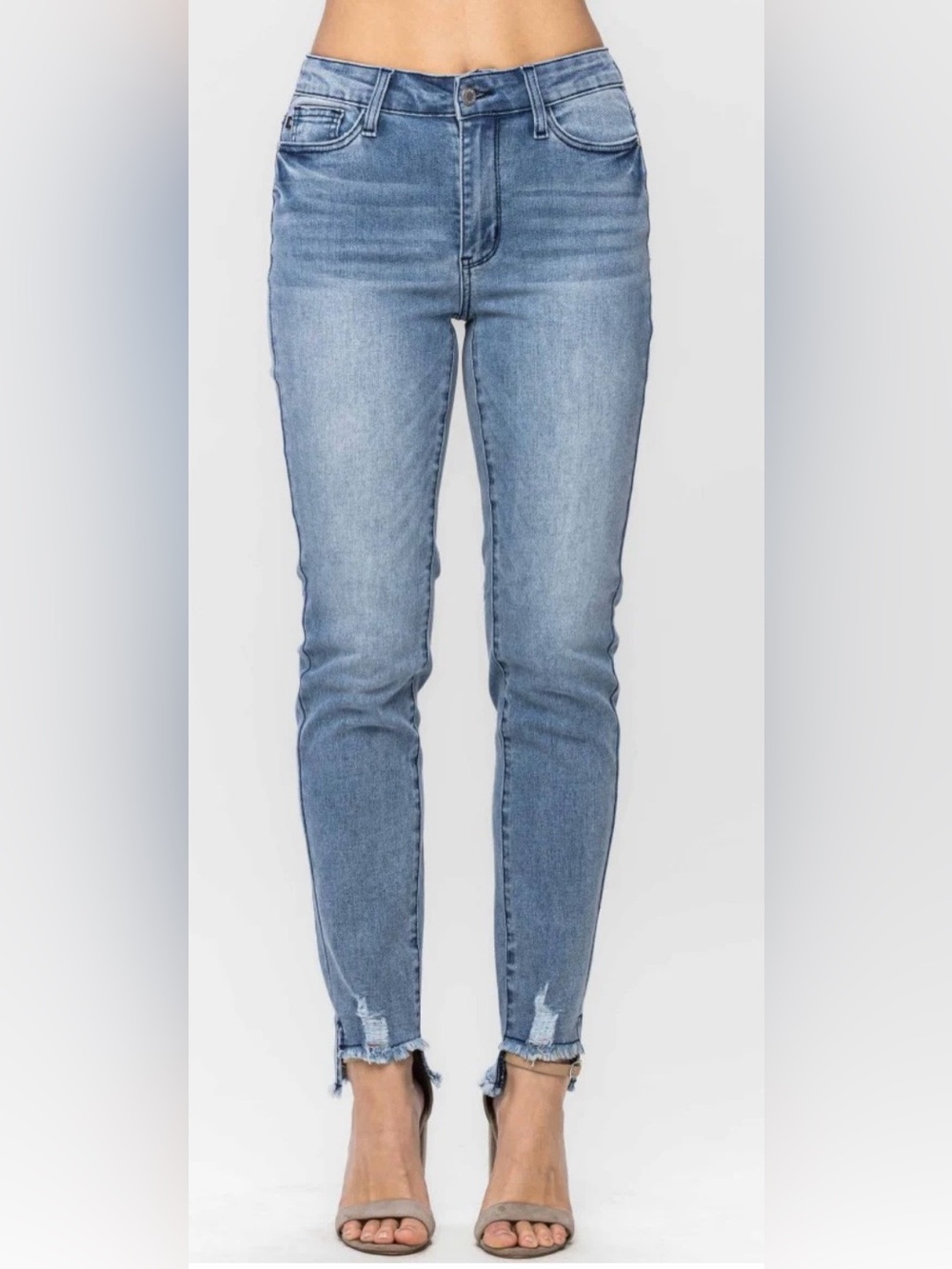 Judy Blue ~ Midrise Cool Denim Sustainable Relaxed Jeans ~